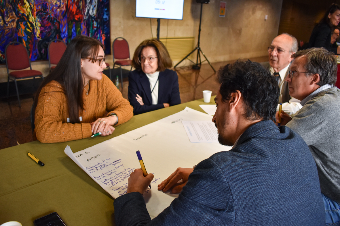 Foto_Conversatorio "Vivir en familia"